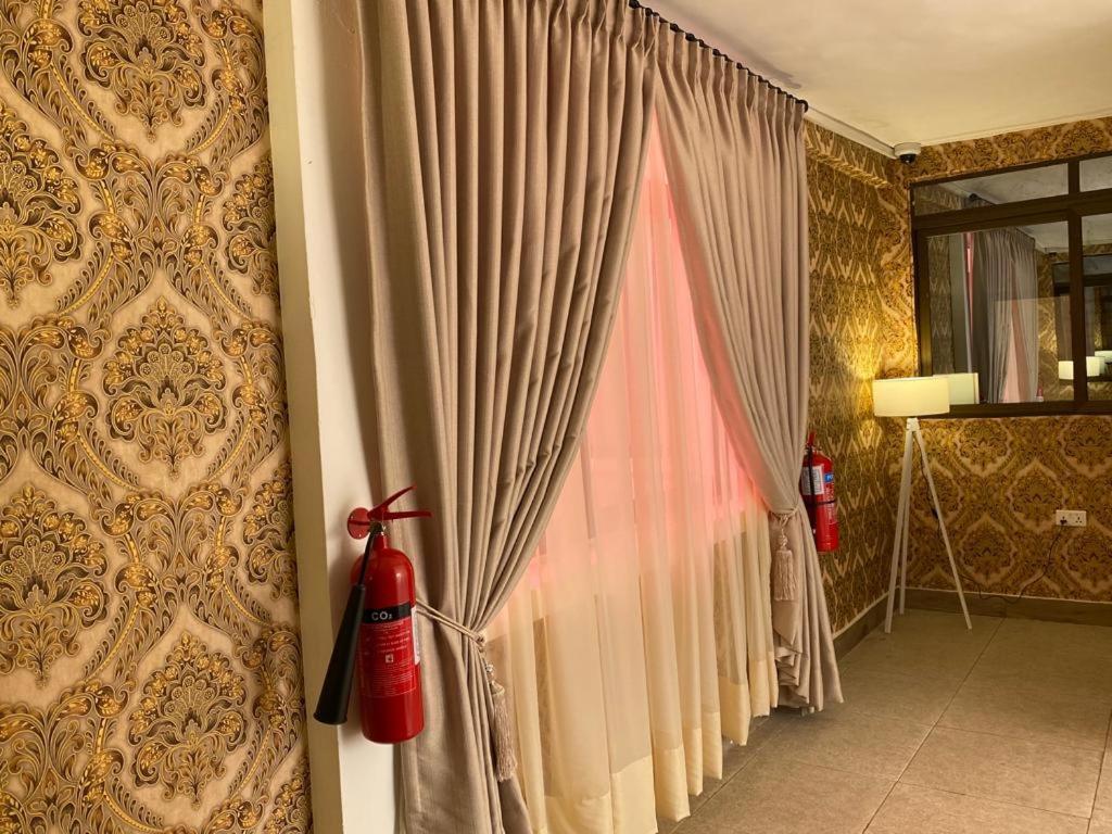 Milton Avenue Suites Accra Ngoại thất bức ảnh