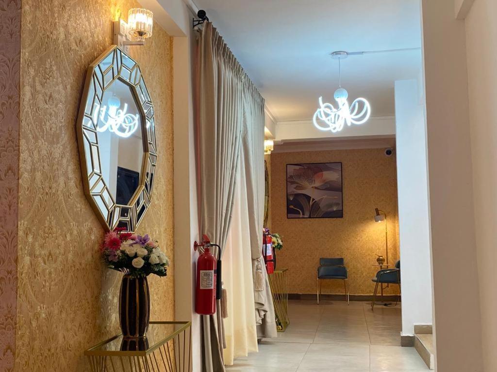 Milton Avenue Suites Accra Ngoại thất bức ảnh