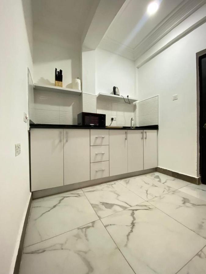 Milton Avenue Suites Accra Ngoại thất bức ảnh