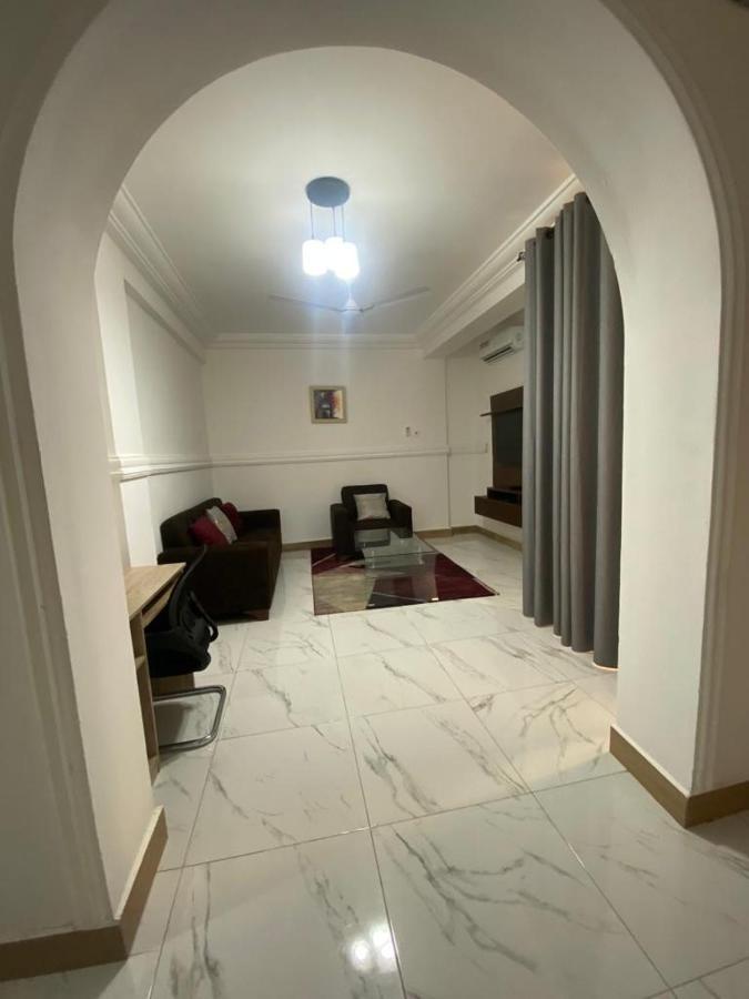Milton Avenue Suites Accra Ngoại thất bức ảnh